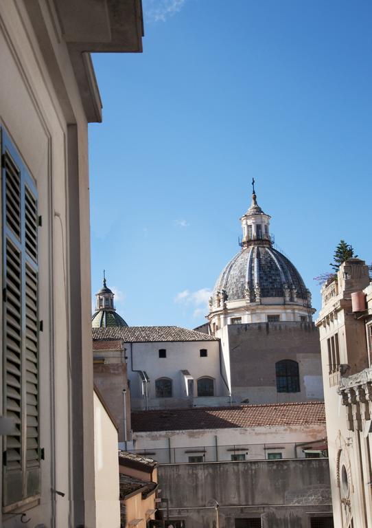 Bed and Breakfast *1*7*4* Via Roma Palermo Exterior foto